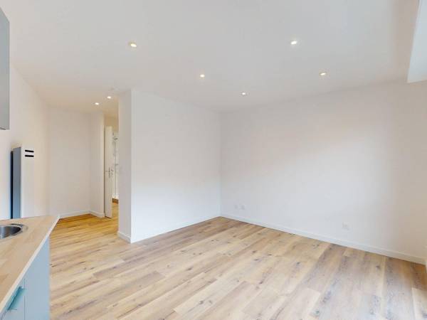 Location / Appartement 1 pièce de 23 m², Pau, Rue Émile Garet / Photo 2