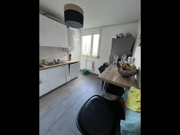 Colocation / Appartement 5 pièces de 86 m², Rennes, Square du Menou / Photo 2