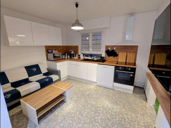 Colocation / Appartement 7 pièces de 100 m², Le Mans, Allée Jean Dolige / Photo 2