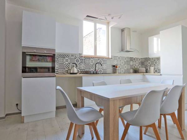 Colocation / Appartement 4 pièces de 100 m², Nancy, Rue Saint Nicolas / Photo 2