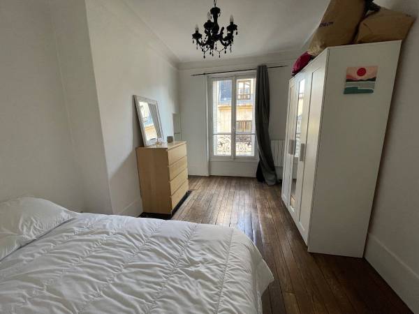 Sous-location / Appartement 3 pièces de 46 m², Paris, Rue Amélie / Photo 2
