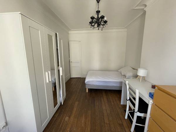 Sous-location / Appartement 3 pièces de 46 m², Paris, Rue Amélie / Photo 6