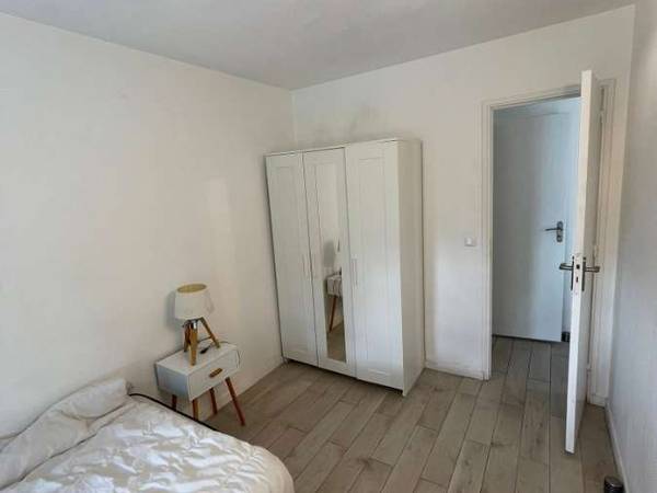 Colocation / Appartement 5 pièces de 69 m², Gagny, Rue Michel Jannin / Photo 2