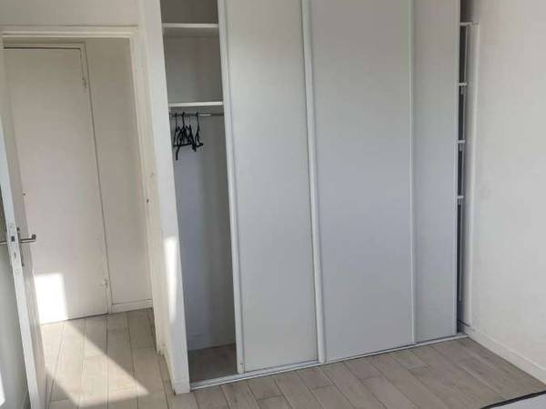 Colocation / Appartement 5 pièces de 71 m², Gagny, Rue Michel Jannin / Photo 2