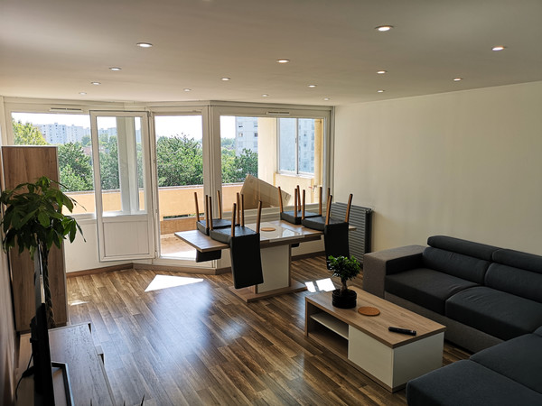 Colocation / Appartement 4 pièces de 82 m², Vaulx-en-Velin, Avenue Georges Dimitrov / Photo 13