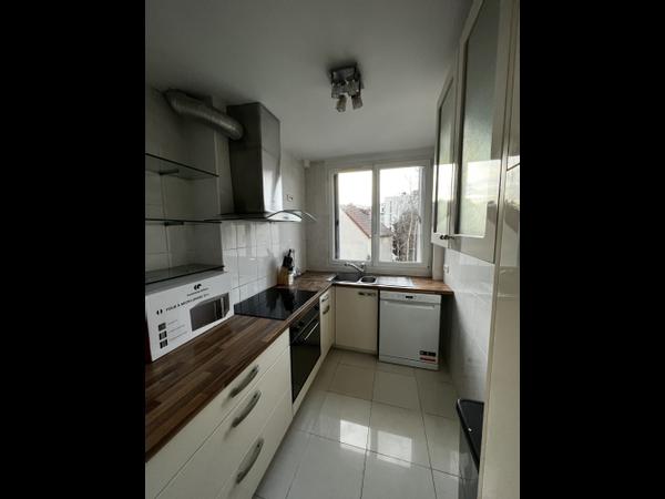 Colocation / Appartement 5 pièces de 74 m², Maisons-Alfort, Rue Marc Sangnier / Photo 2