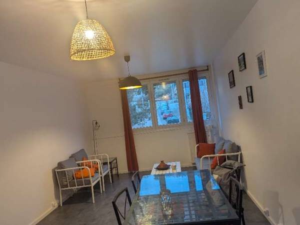 Colocation / Appartement 4 pièces de 94 m², Saint-Étienne, Rue Théodore de Banville / Photo 2