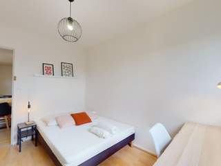 Colocation / 5-bedroom flat · 77 m², Lyon, Avenue du 25ème Régiment de Tirailleurs Sénégalais
