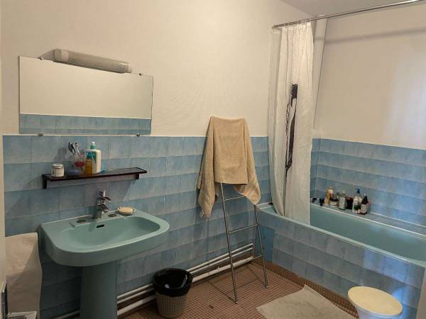 Colocation / Appartement 5 pièces de 98 m², Toulouse, Rue des Redoutes / Photo 2