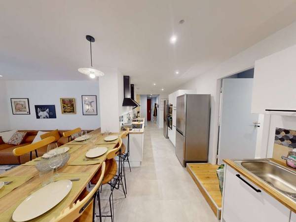 Coliving / Appartement 9 pièces de 164 m², Caluire-et-Cuire, Rue de Margnolles / Photo 15