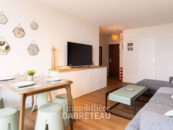 Colocation / Appartement 7 pièces de 108 m², Villeurbanne, Cours Emile Zola / Photo 2