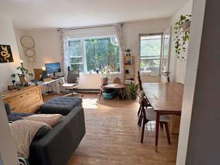 Room share / 4 rooms apartment · 11 m², Montréal, Rue de Biencourt