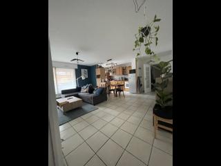 Room share, 4 rooms apartment, Lyon