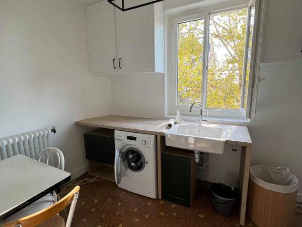 Colocation / Appartement 6 pièces de 100 m², Paris, Boulevard de Reuilly / Photo 12