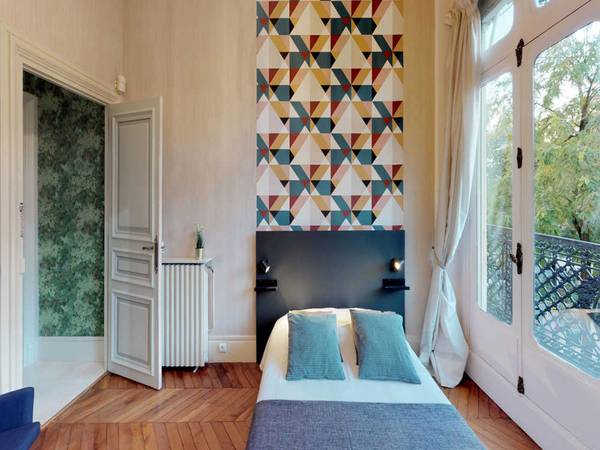 Colocation / Appartement 5 pièces de 130 m², Paris, Rue Pierre Semard / Photo 2