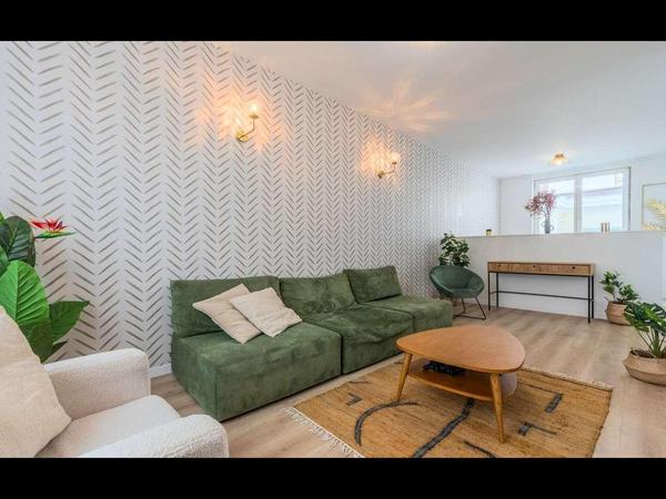 Location / Maison 10 pièces de 300 m², Lambersart, Rue de Lille / Photo 2