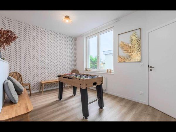Location / Maison 10 pièces de 300 m², Lambersart, Rue de Lille / Photo 8