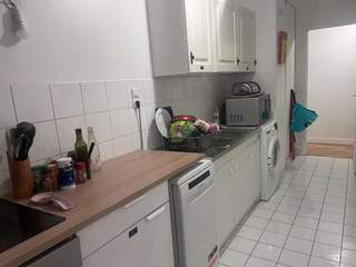 Chambre chez l'habitant / Appartement 3 pièces de 80 m², Paris, Rue Montmartre