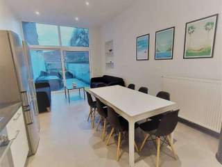 Room share / 1 room house · 18 m², Liège, Rue Saint Léonard