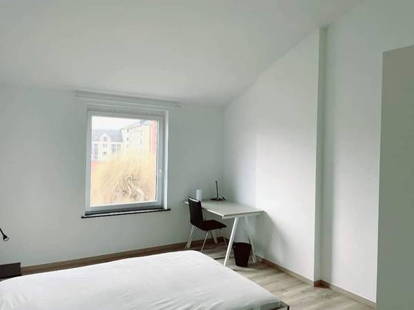 Colocation / Maison 1 pièce de 18 m², Liège, Rue Saint Léonard / Photo 8