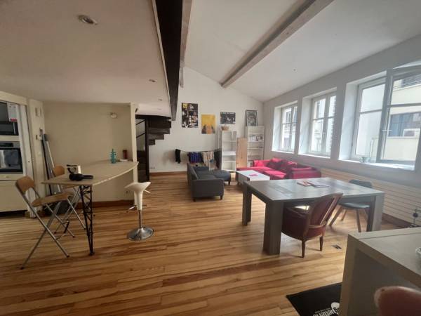 Sous-location / Appartement 5 pièces de 70 m², Lyon, Rue Thomassin / Photo 2