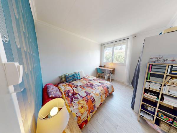 Colocation / Appartement 5 pièces de 80 m², Mérignac, Rue Richard Wagner / Photo 2