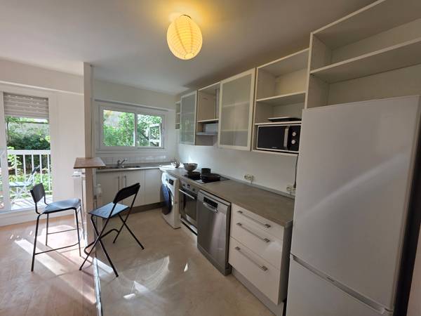 Colocation / Appartement 4 pièces de 63 m², Paris / Photo 3