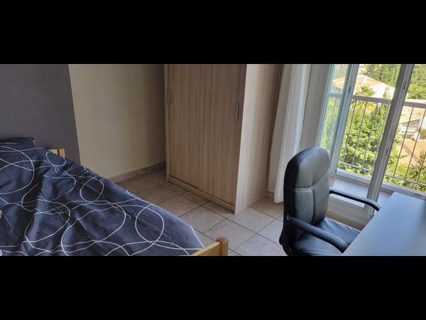 Colocation / Appartement 5 pièces de 70 m², Montpellier, Rue Charles Borromée / Photo 2