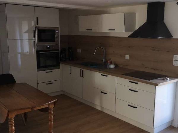 Location / Appartement 2 pièces de 34 m², Annecy, Impasse Saint-Michel / Photo 4