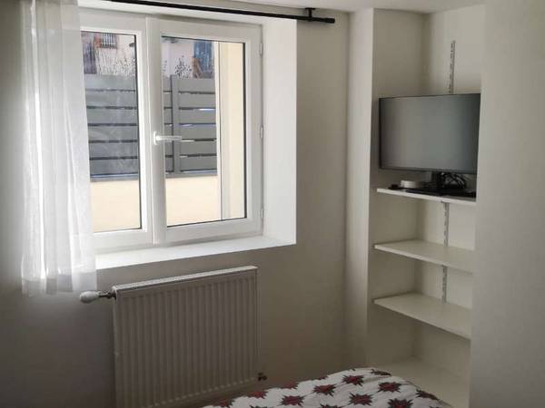 Location / Appartement 2 pièces de 34 m², Annecy, Impasse Saint-Michel / Photo 2