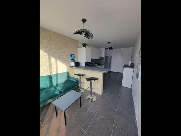 Colocation / Appartement 5 pièces de 85 m², Créteil, Rue Charpy / Photo 2