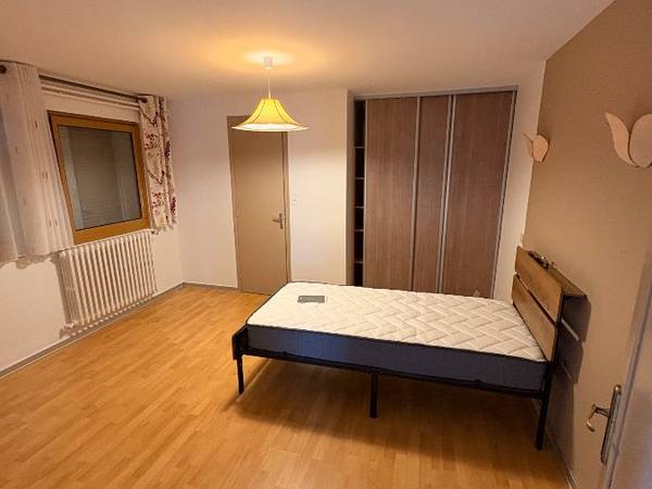 Colocation / Maison 7 pièces de 160 m², Besançon, Chemin de la Providence / Photo 2