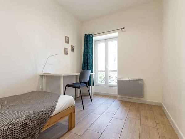 Colocation / Appartement 8 pièces de 140 m², Marseille, Rue Jean Roque / Photo 2