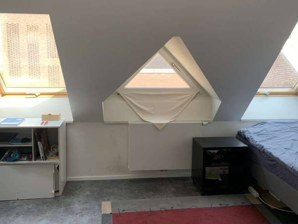 Sous-location / Appartement 8 pièces de 200 m², Ixelles, Rue Joseph Stallaert / Photo 2