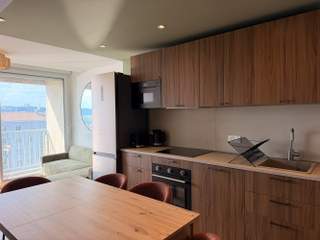 Room share / 6 rooms apartment · 95 m², Lyon, Rue Marius Berliet