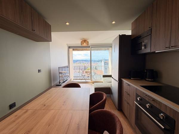 Colocation / Appartement 6 pièces de 95 m², Lyon, Rue Marius Berliet / Photo 7