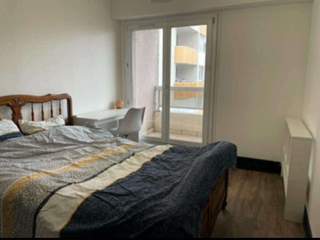 Colocation / 4 rooms apartment · 90 m², Saint-Denis, Rue Auguste Poullain
