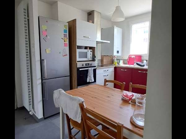 Colocation / Appartement 5 pièces de 84 m², Rennes, Square Léon Blum / Photo 2
