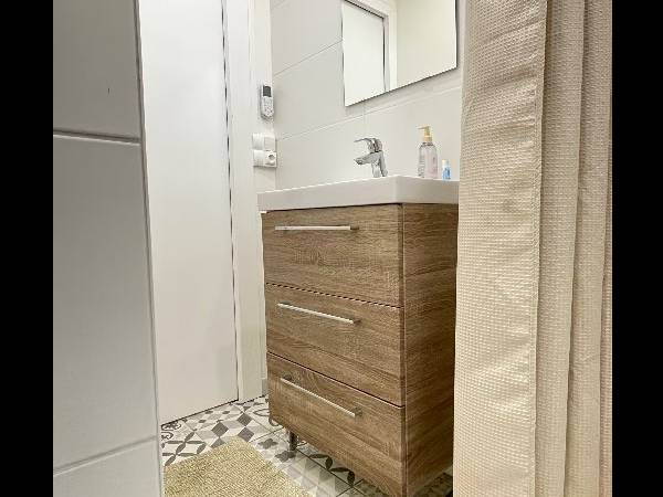 Colocation / Appartement 5 pièces de 65 m², Valence, Rue Sully / Photo 4