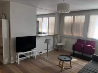 Room share, 4 rooms apartment, Grenoble
