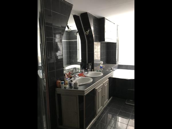 Colocation / Appartement 6 pièces de 150 m², Marseille, Cours Lieutaud / Photo 8