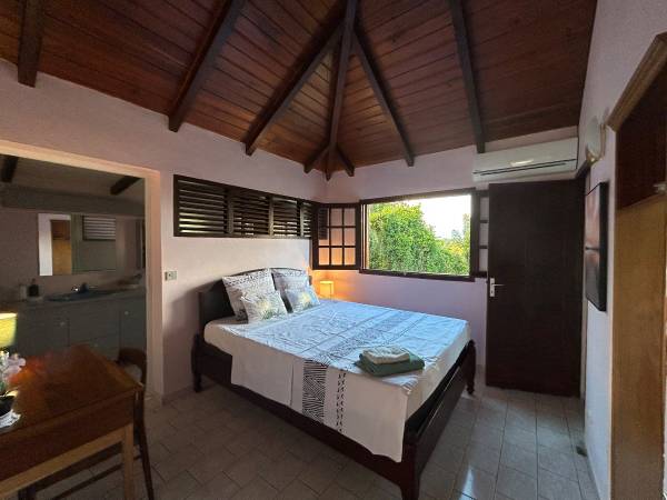 Colocation / Villa 6 pièces de 200 m², Le Gosier, Route de Labrousse / Photo 2