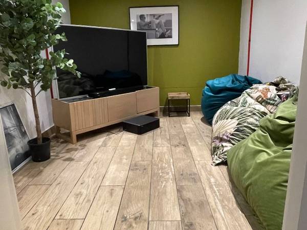 Coliving / Villa 10 pièces de 370 m², Ville-la-Grand, Rue du Foron / Photo 22