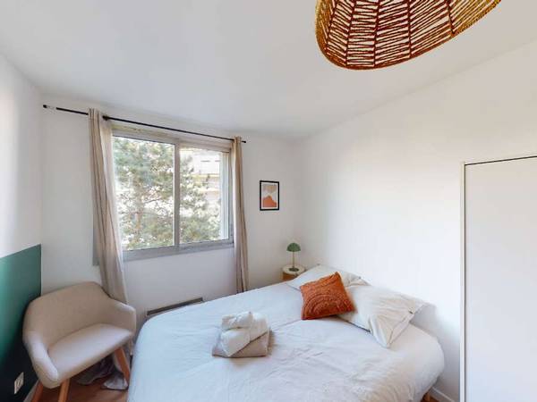 Colocation / Appartement 6 pièces de 102 m², Villeurbanne, Rue Florian / Photo 12