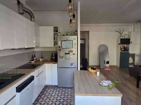 Colocation / Appartement 4 pièces de 76 m², Marseille, Rue du Camas / Photo 2