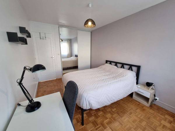 Colocation / Appartement 4 pièces de 70 m², Angers, Rue des Petites Maulevries / Photo 4