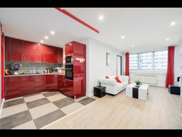Colocation / Appartement 5 pièces de 96 m², Nancy, Rue du Sergent Blandan / Photo 2