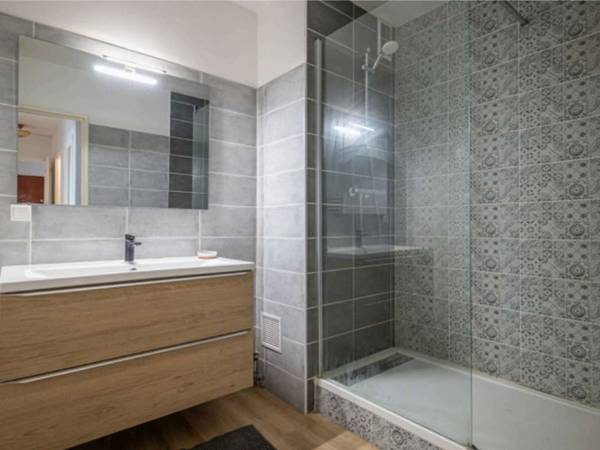 Colocation / Appartement 6 pièces de 96 m², Le Mans, Rue du Mont Pelvoux / Photo 2