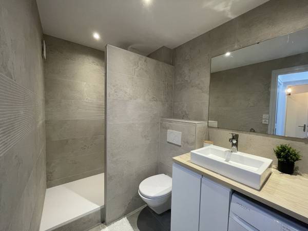 Colocation / Appartement 6 pièces de 100 m², Lyon, Grande Rue de la Croix-Rousse / Photo 2