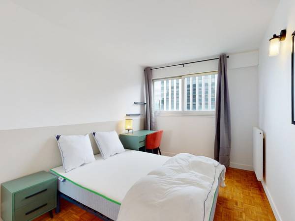 Colocation / Appartement 7 pièces de 132 m², Courbevoie, 36 Place des Saisons , / Photo 15